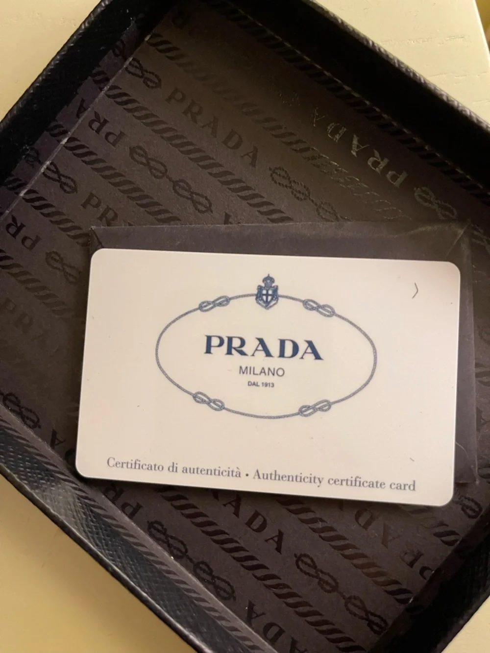 Prada Wallet Saffiano Learher - Picture 9 of 9